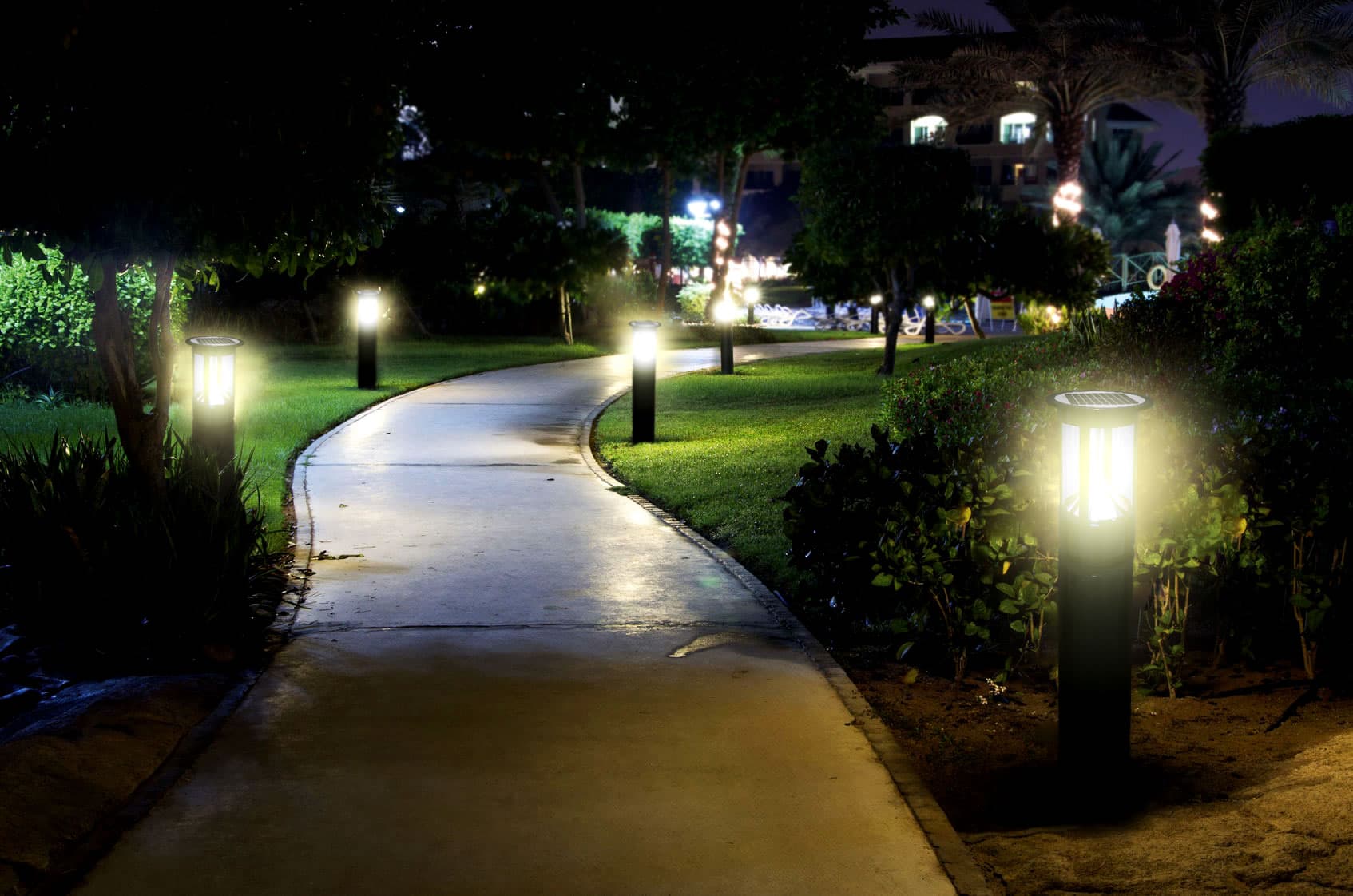 What do you have to assess when you plan to buy solar bollard lights?